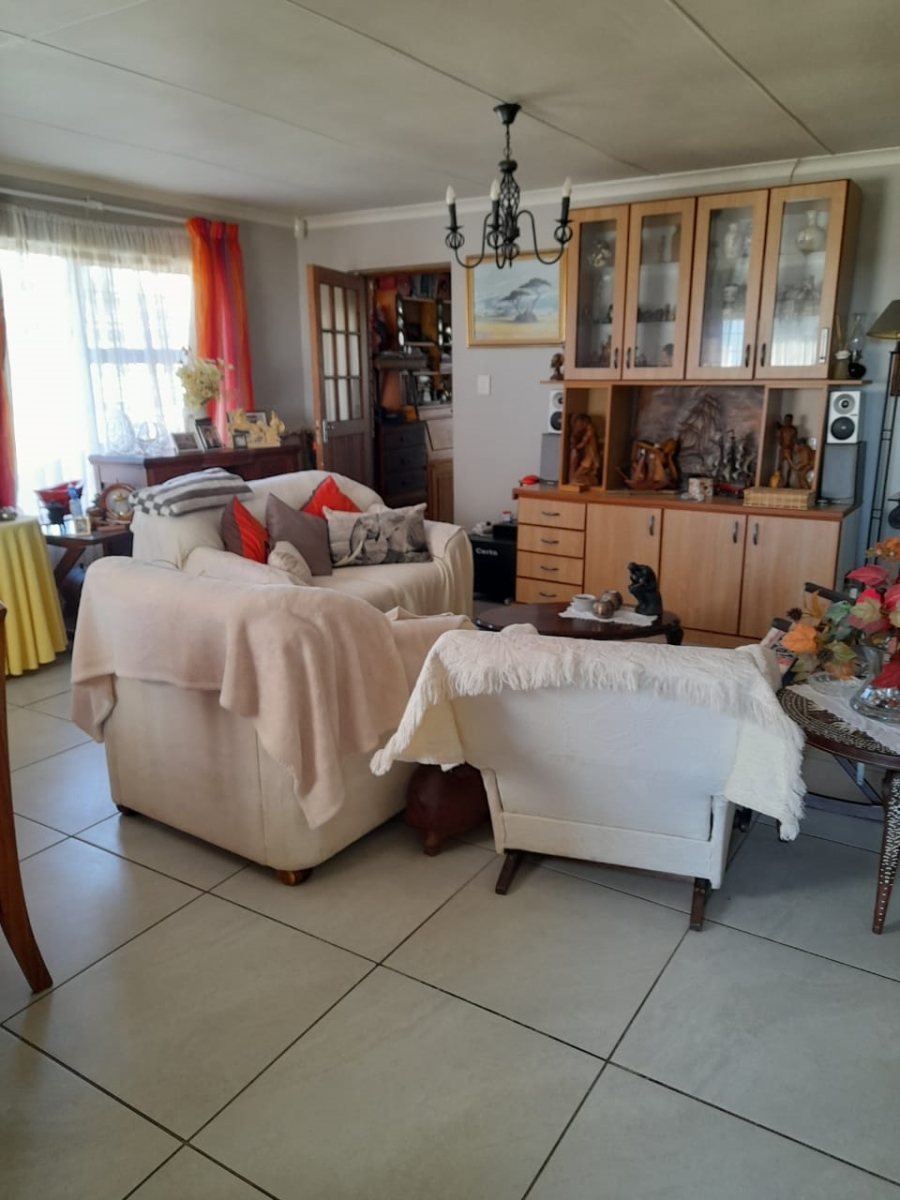 2 Bedroom Property for Sale in Wavecrest Eastern Cape